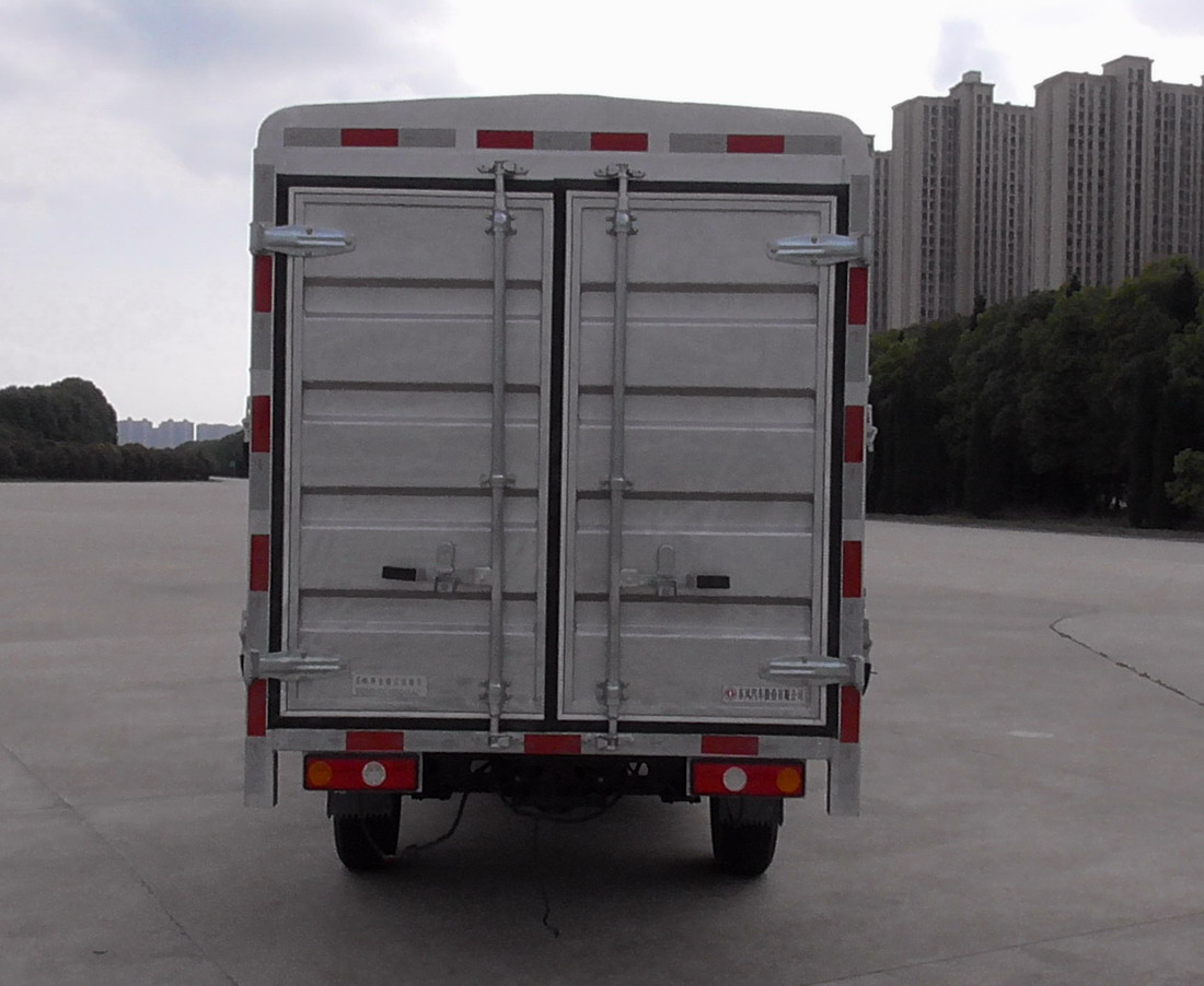 東風(fēng)牌EQ5031CCYD60Q4AAC倉(cāng)柵式運(yùn)輸車公告圖片