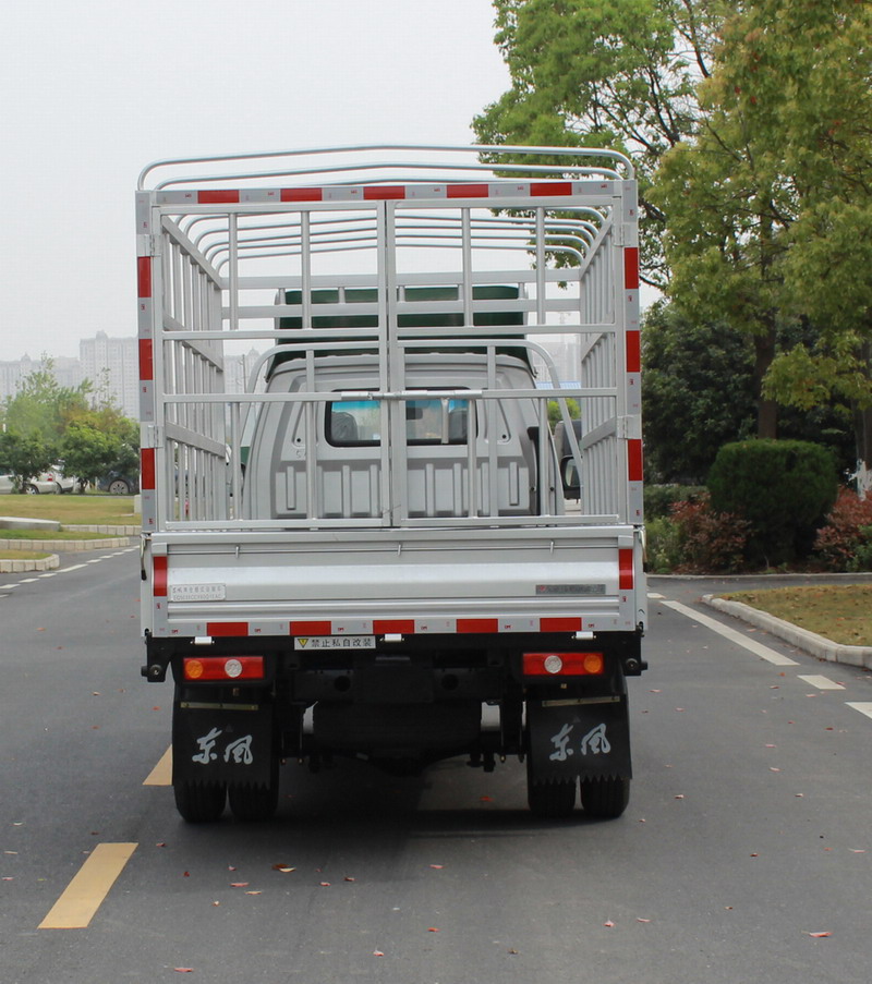 東風(fēng)牌EQ5031CCY60Q1EAC倉柵式運(yùn)輸車公告圖片