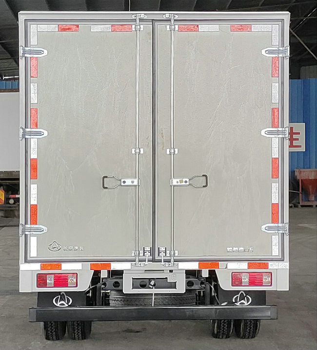 長安牌CKS5040XXYD5FD62廂式運(yùn)輸車公告圖片