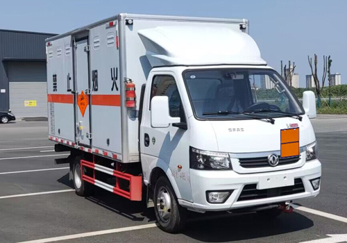 匯力威牌VVV5045XQYEQ6爆破器材運輸車