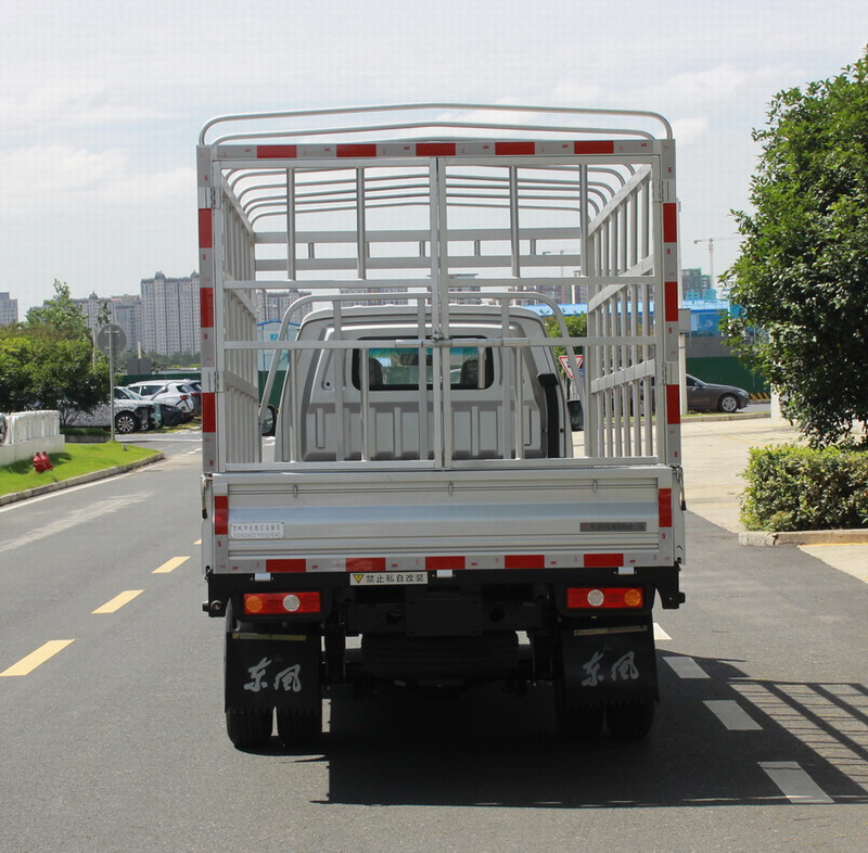 東風(fēng)牌EQ5034CCY60Q1EAC倉(cāng)柵式運(yùn)輸車公告圖片