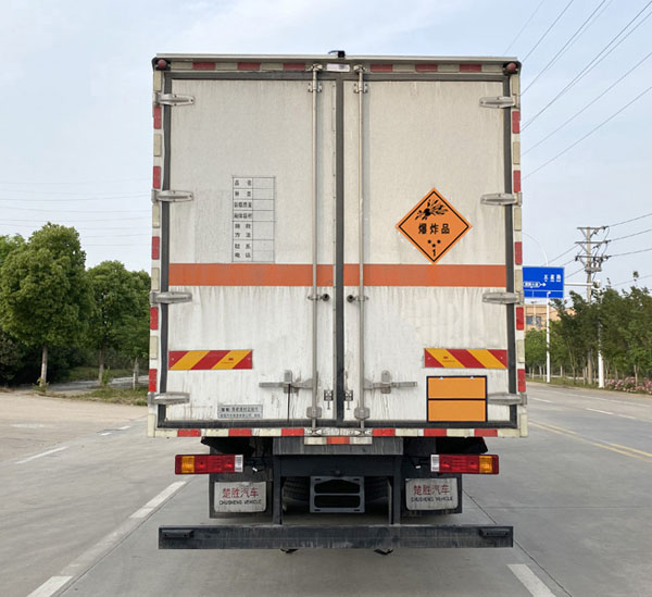 楚勝牌CSC5189XQYS6爆破器材運(yùn)輸車公告圖片