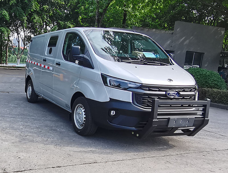 迪馬牌DMT5047XYCVL3-AM運(yùn)鈔車