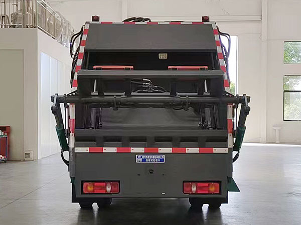 程力威牌CLW5070ZYSCDP壓縮式垃圾車公告圖片