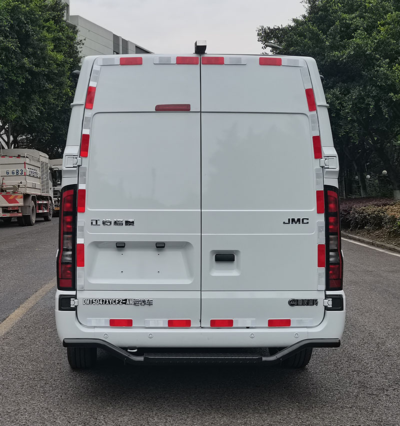 迪馬牌DMT5047XYCF2-AM運(yùn)鈔車(chē)公告圖片