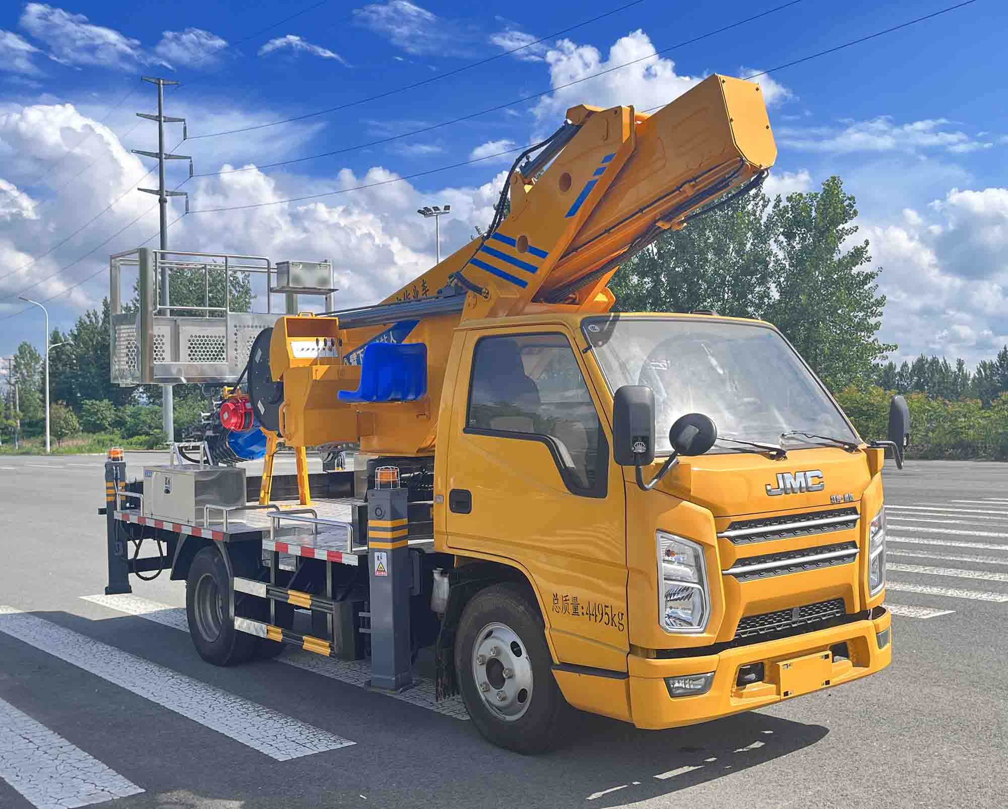 和隆兆帕牌LZP5042JGK高空作業(yè)車