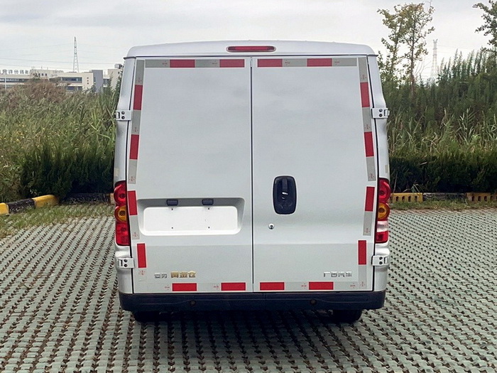 菱勢牌GXA5030XXYBEVC純電動廂式運輸車公告圖片