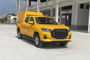 大流量排水抢险车