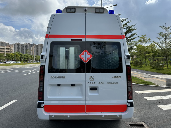 升駿振軒牌GZX5046XJH救護(hù)車公告圖片