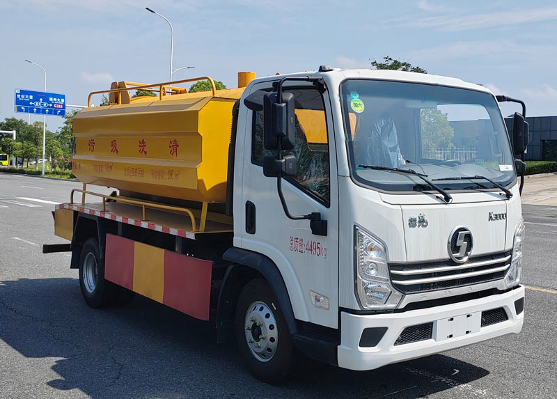 布隆牌LLL5040GQWY6清洗吸污車