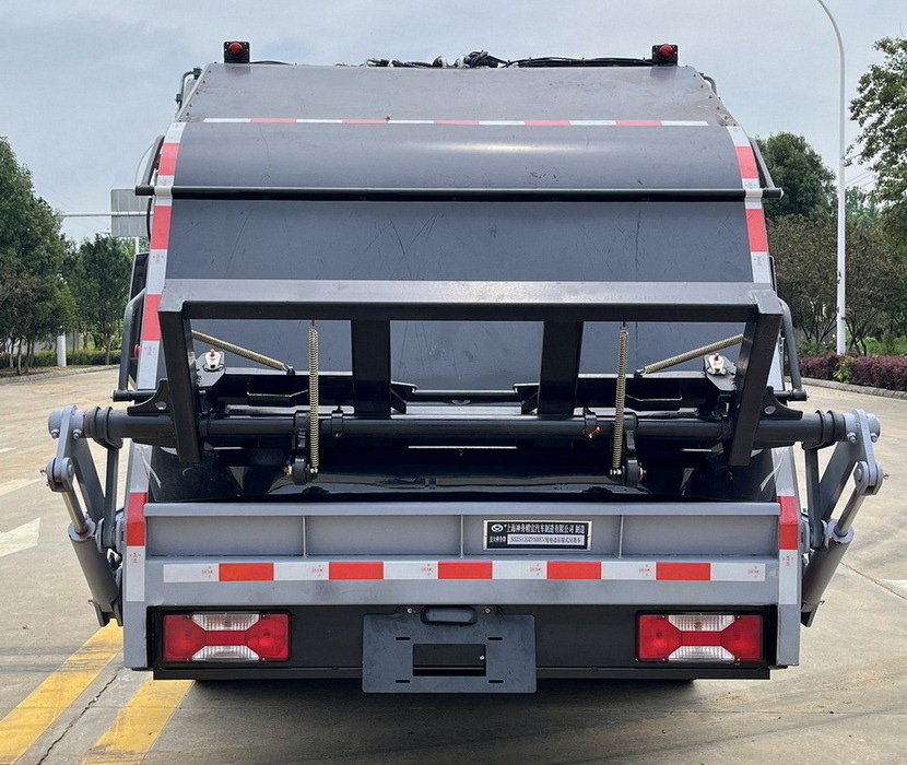 交大神舟牌SSZ5120ZYSBEV純電動壓縮式垃圾車公告圖片