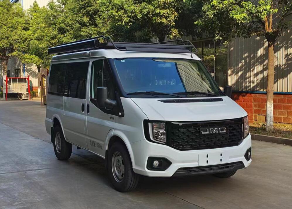 聚塵王牌HNY5045TSYJZEQ6宿營(yíng)車