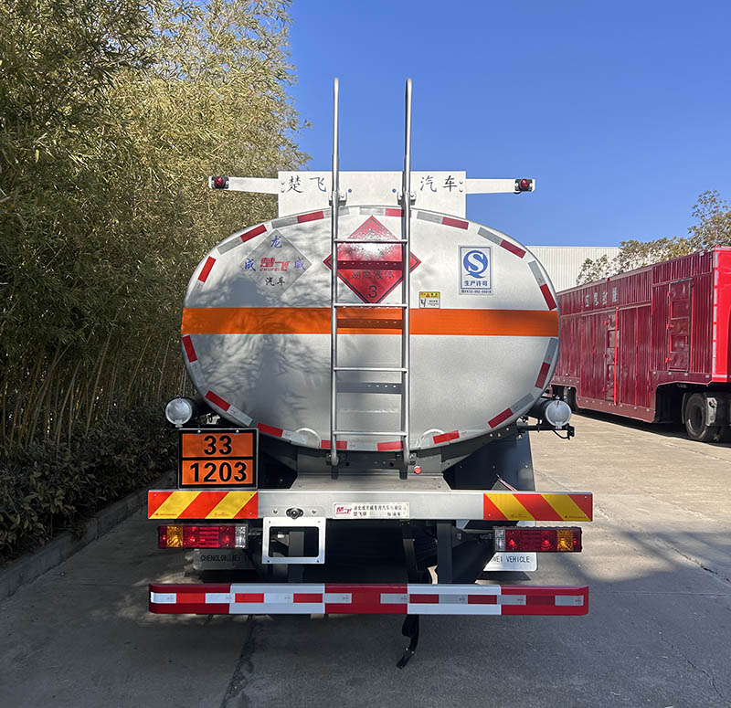 楚飛牌CLQ5181GJY6SX加油車公告圖片