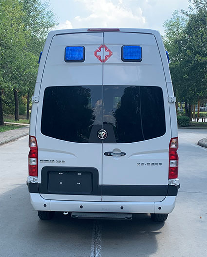 福田牌BJ5048XJH-M5救護(hù)車公告圖片