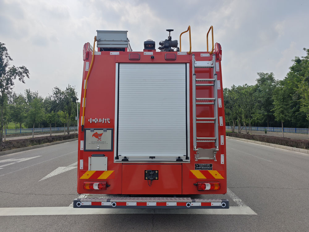中卓時(shí)代牌ZXF5430GXFSG250/B6水罐消防車公告圖片