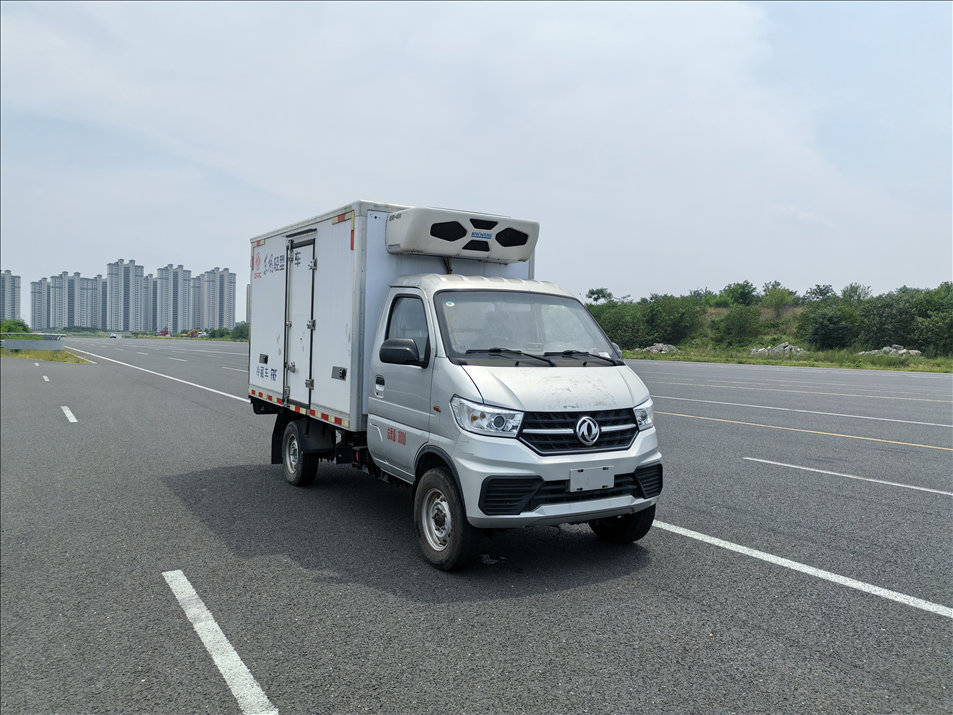 東風(fēng)牌DFA5030XLCCBEV1純電動(dòng)冷藏車