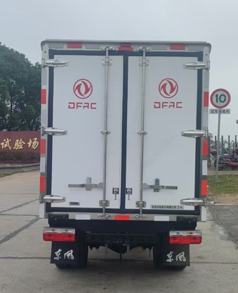 東風牌EQ5037XLC16QDAC冷藏車公告圖片