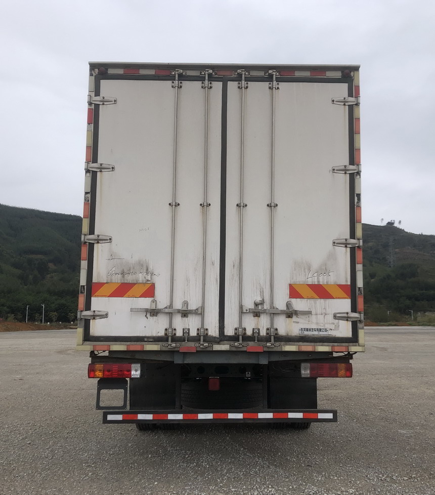 乘龍牌LZ5181XLCM3AC1冷藏車公告圖片