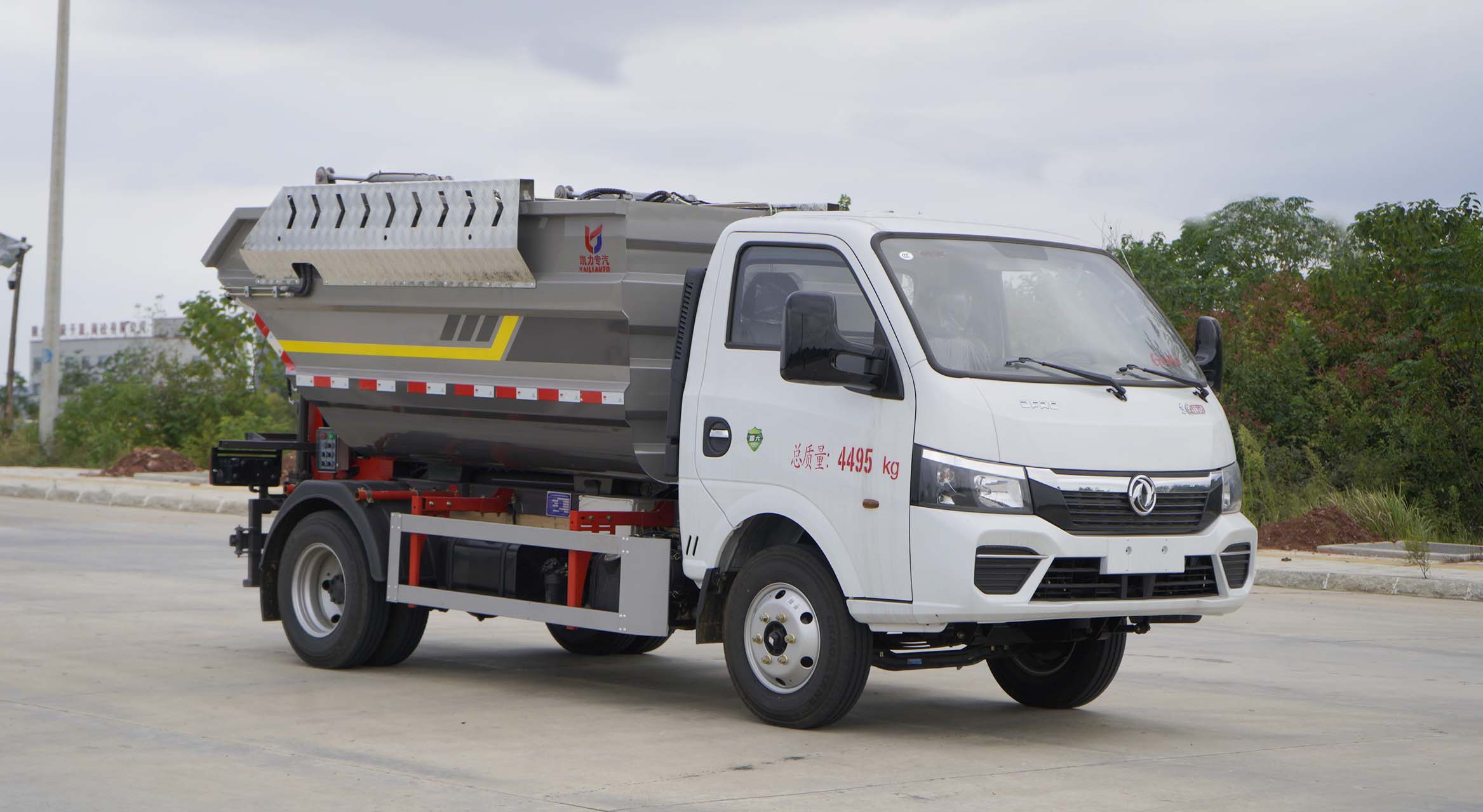 凱力風牌KLF5043ZZZE6自裝卸式垃圾車