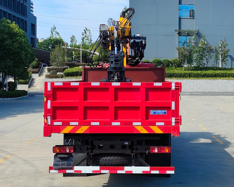 程力牌CL5183ZZD6ABL抓斗式垃圾車公告圖片