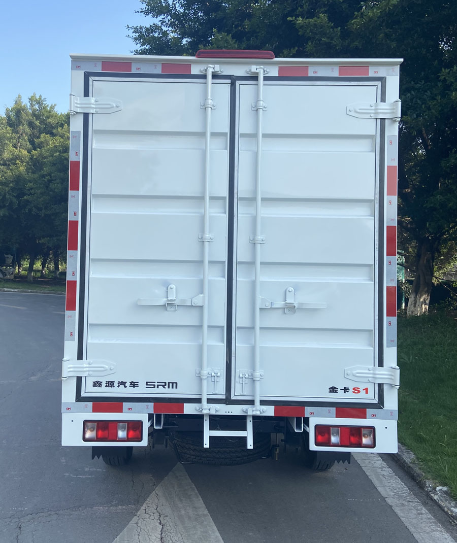 鑫源牌JKC5031XXYS6X0廂式運(yùn)輸車公告圖片