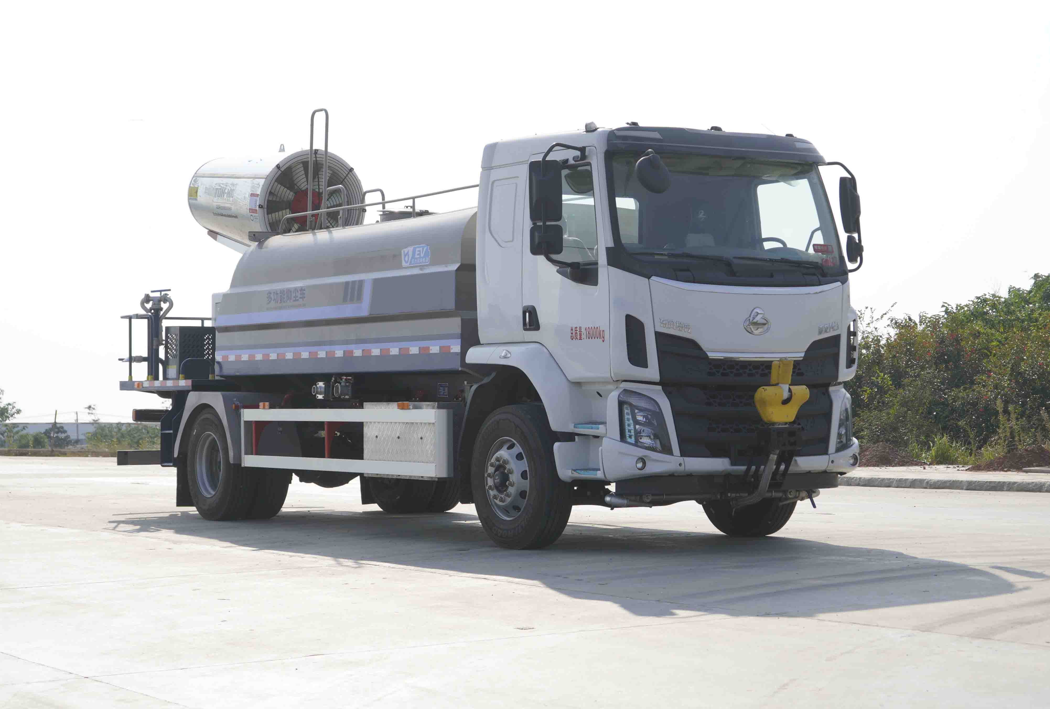 凱力風牌KLF5181TDYBEV純電動多功能抑塵車