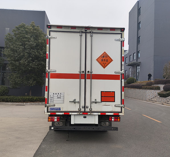 程力牌CL5049XQY6BXW爆破器材運輸車公告圖片