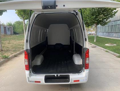 福田牌BJ5039XXYEVE純電動(dòng)廂式運(yùn)輸車公告圖片