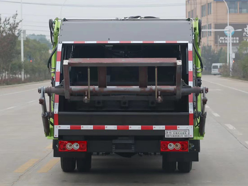 楚勝牌CSC5040ZYSB6壓縮式垃圾車(chē)公告圖片