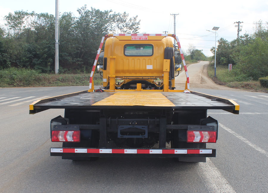 力海通牌HLH5042TQZHFC6清障車公告圖片