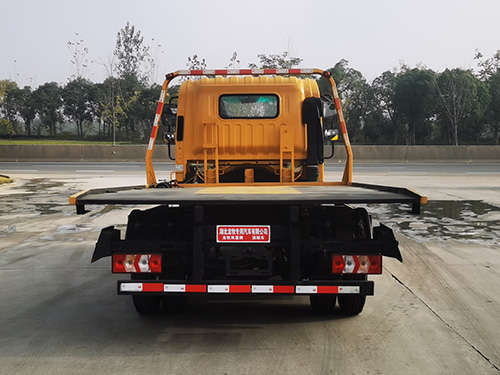 龍牧雙星牌LMX5040TQZXG6清障車公告圖片