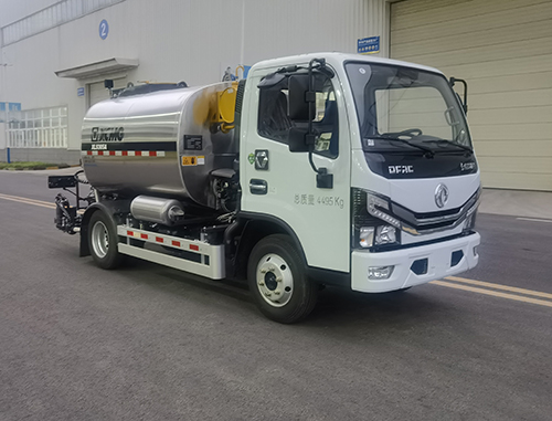 XZJ5044GLQ型瀝青灑布車圖片