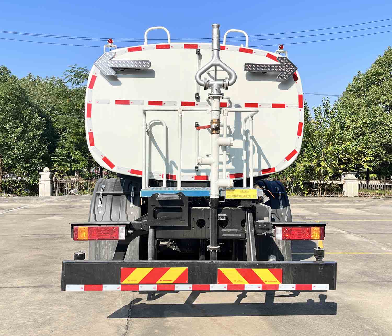 富巖汽車牌HWL5310GQXBBEV純電動清洗車公告圖片