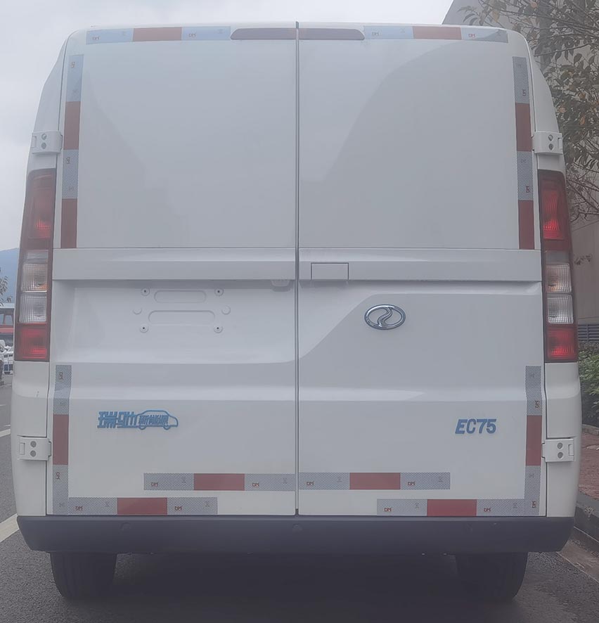 瑞馳牌CRC5030XXYFN3-BEV純電動廂式運(yùn)輸車公告圖片