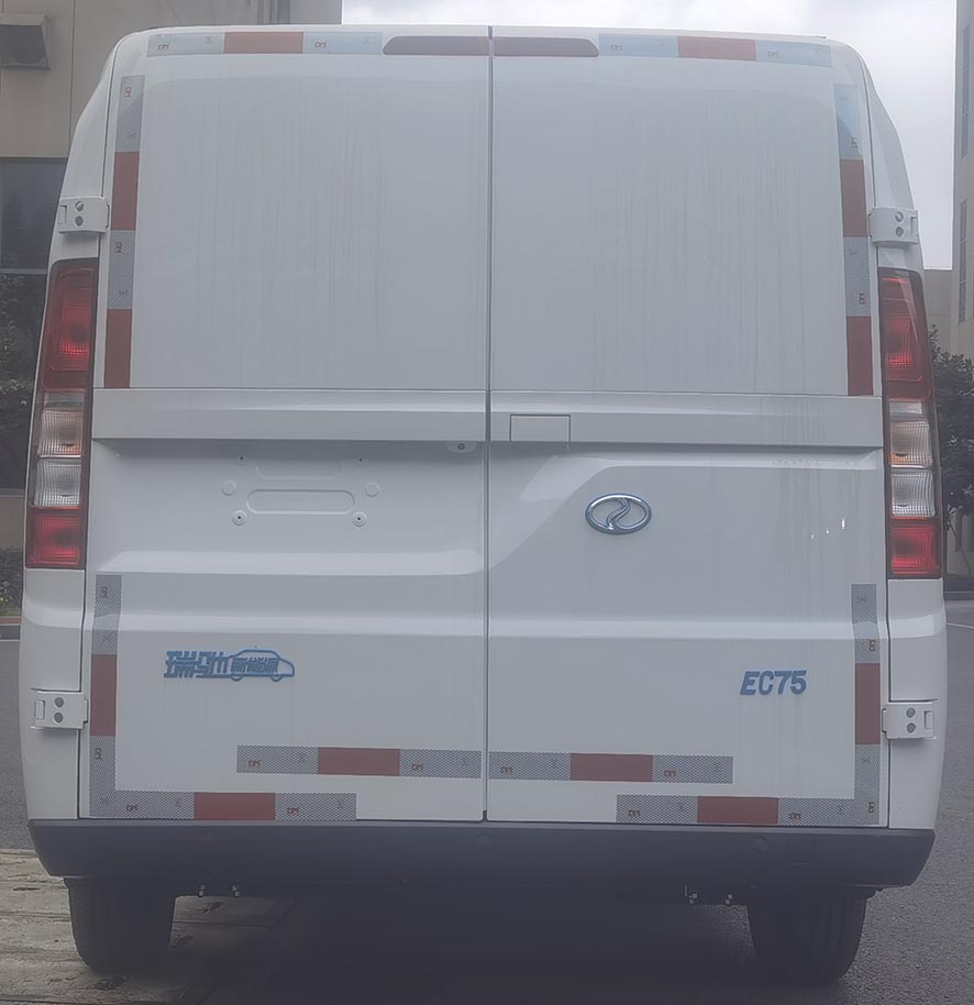 瑞馳牌CRC5030XXYFN2-BEV純電動廂式運(yùn)輸車公告圖片