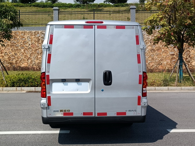 菱勢牌GXA5030XXYBEVD純電動(dòng)廂式運(yùn)輸車公告圖片