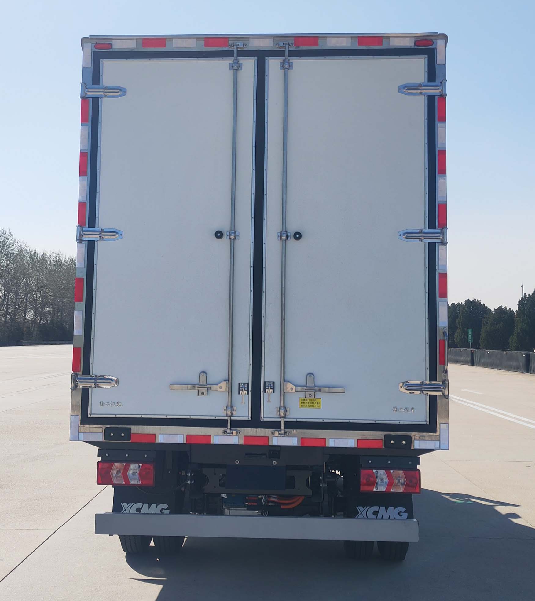 徐工牌XGA5045XLCBEVEA純電動(dòng)冷藏車公告圖片