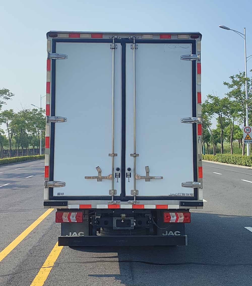 江淮牌HFC5041XLCP33K3B4S冷藏車公告圖片