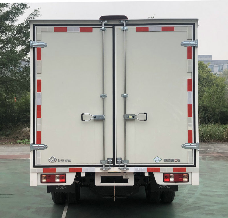 長安牌CKS5032XXYD5FS61NG廂式運輸車公告圖片