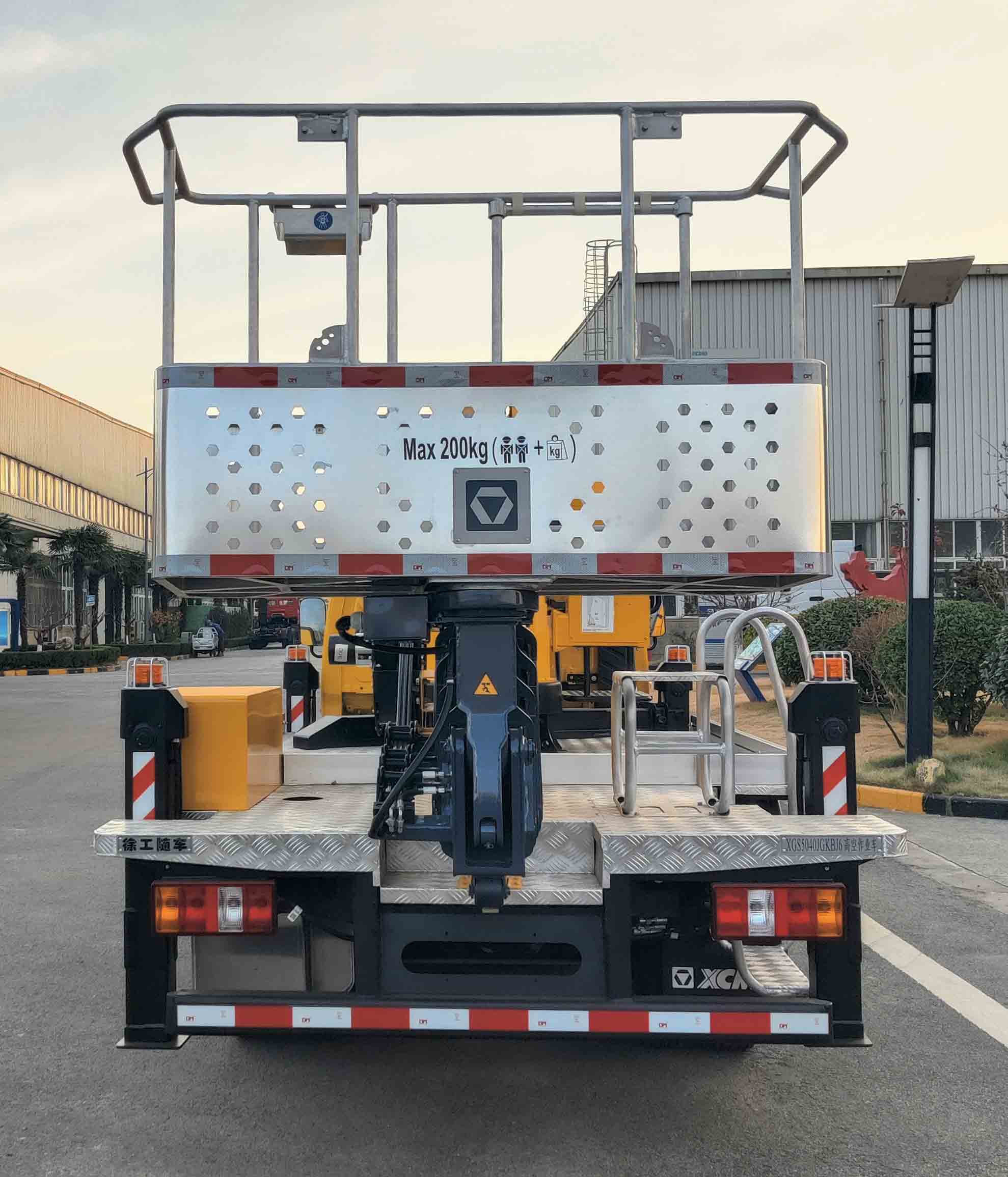 徐工牌XGS5040JGKBJ6高空作業(yè)車(chē)公告圖片