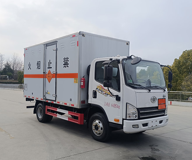 程力牌CL5043XQY6BXW爆破器材運輸車