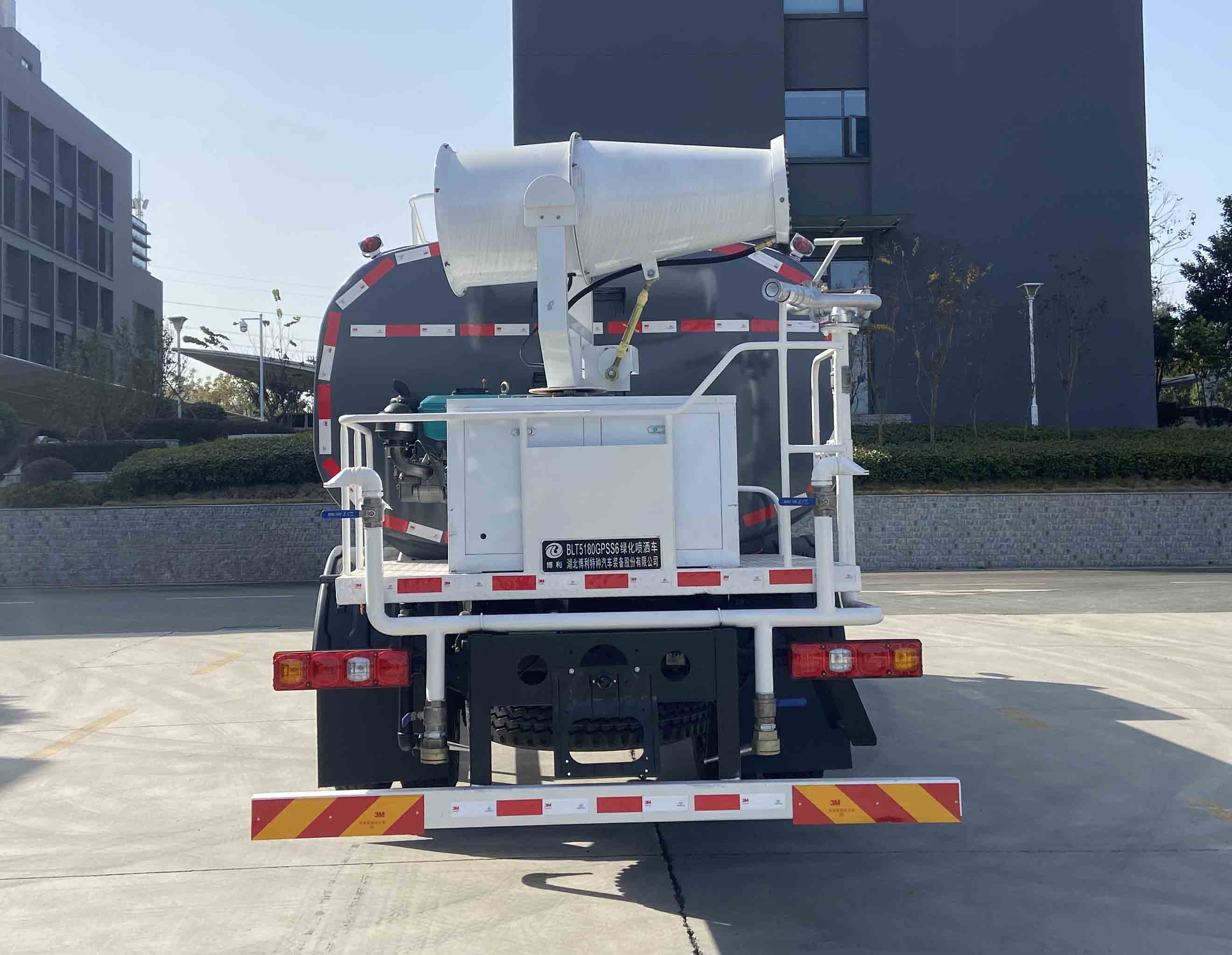博利牌BLT5180GPSS6綠化噴灑車公告圖片