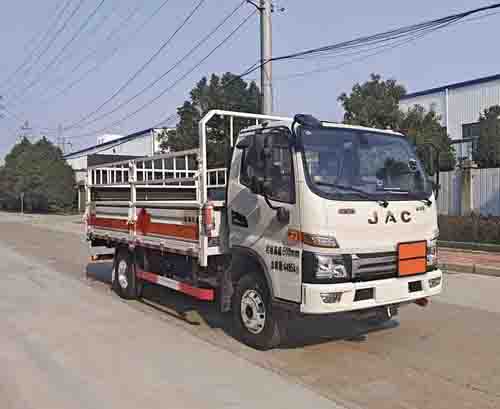 百捷牌QYY5045TQPHFC6氣瓶運(yùn)輸車(chē)公告圖片