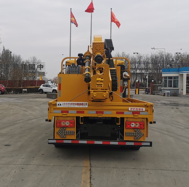 圣岳牌SDZ5070TQXF護欄搶修車公告圖片