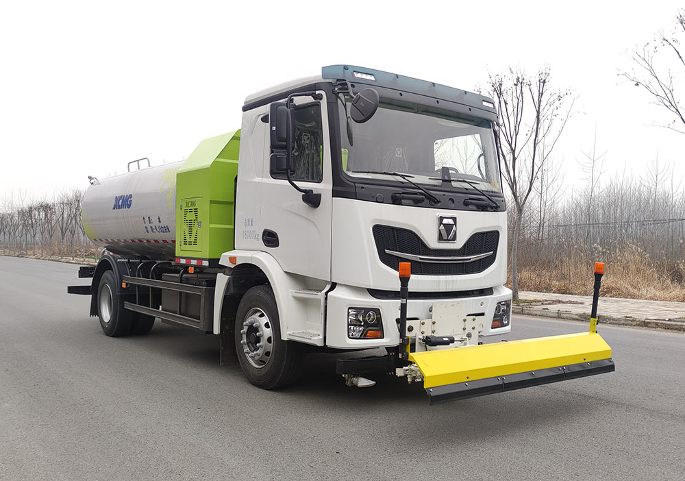 徐工牌DXA5181GQXXBEV純電動清洗車