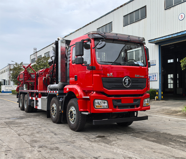 科昊牌KHZ5301TYL壓裂車公告圖片