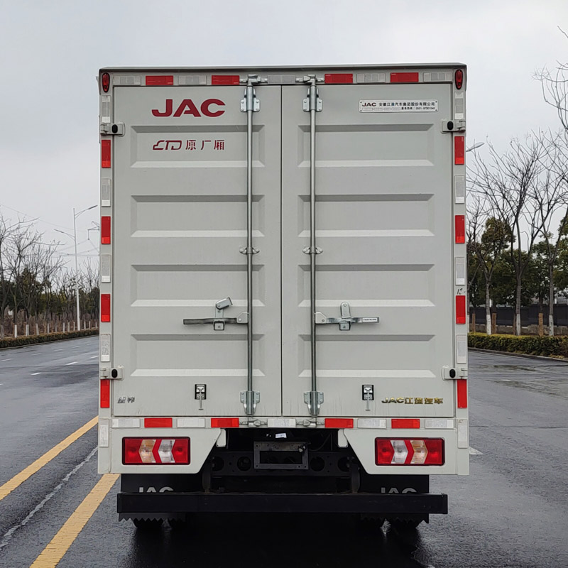 江淮牌HFC5041XYKP23K1C7QS翼開(kāi)啟廂式車公告圖片