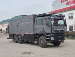绿叶牌JYJ5247TSYF宿营车