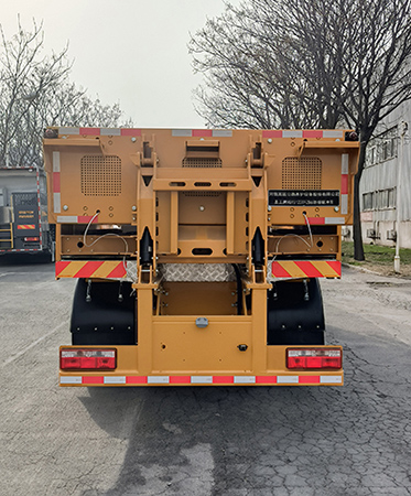 圣工牌HGY5123TFZD6防撞緩沖車公告圖片