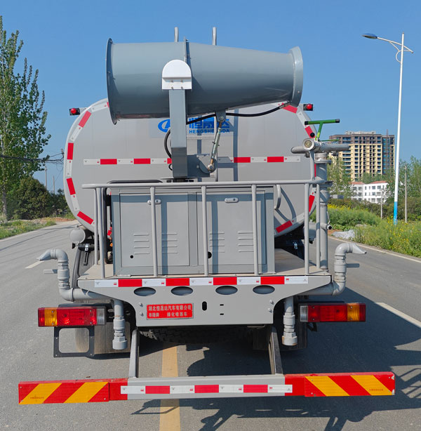 布隆牌LLL5181GPSST6綠化噴灑車公告圖片